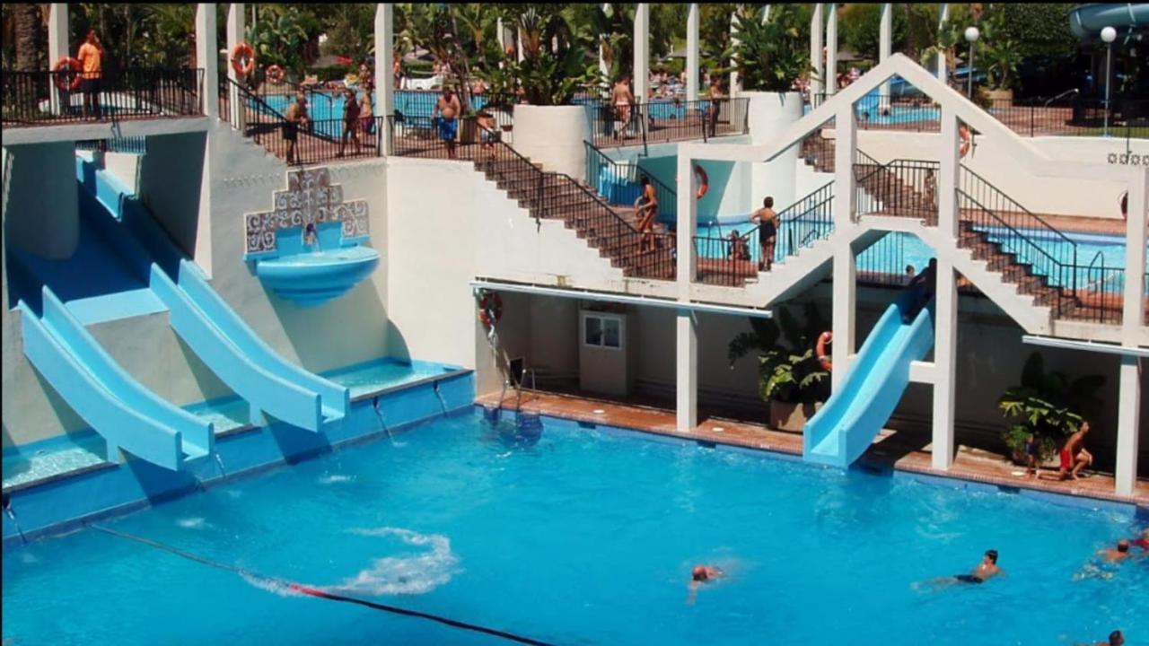 Parking Privado Benalbeach Benalmádena Exterior photo
