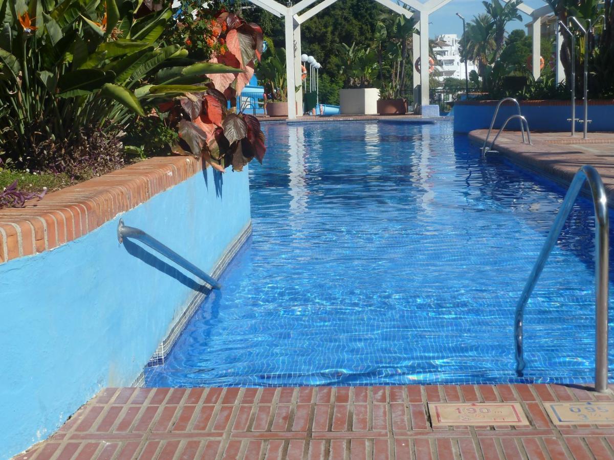 Parking Privado Benalbeach Benalmádena Exterior photo